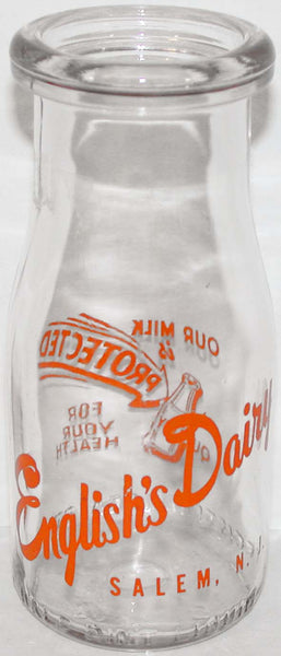 Vintage milk bottle ENGLISHS DAIRY pyro half pint dated 1952 Salem New Jersey