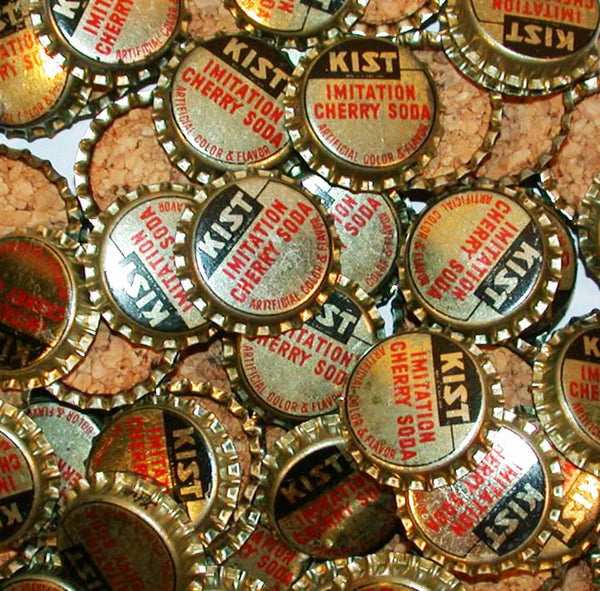Soda pop bottle caps Lot of 25 KIST CHERRY SODA cork lined unused new old stock