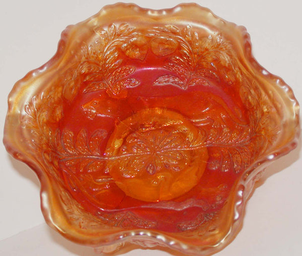 Vintage berry bowl PANTHER BUTTERFLY and BERRY carnival glass marigold undamaged