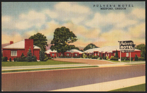 Vintage postcard PULVERS MOTEL Highway 99 Medford Oregon motel pictured linen