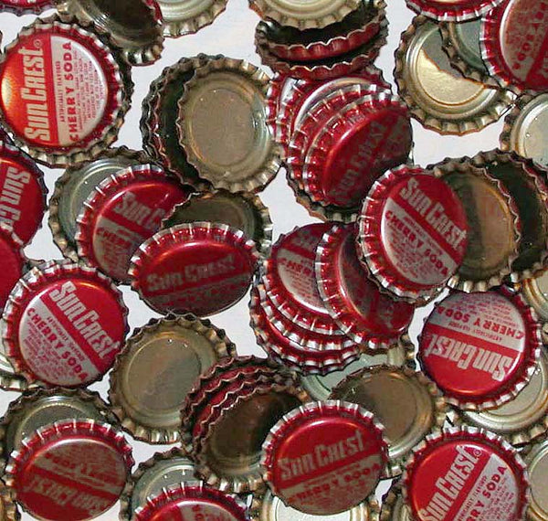 Soda pop bottle caps Lot of 12 SUN CREST CHERRY plastic lined new old stock